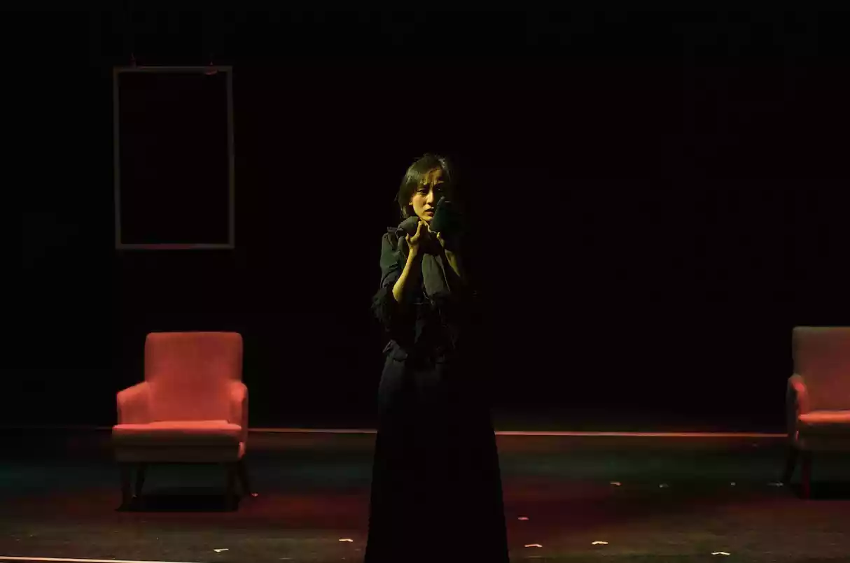 剧照-寂寞俩双2